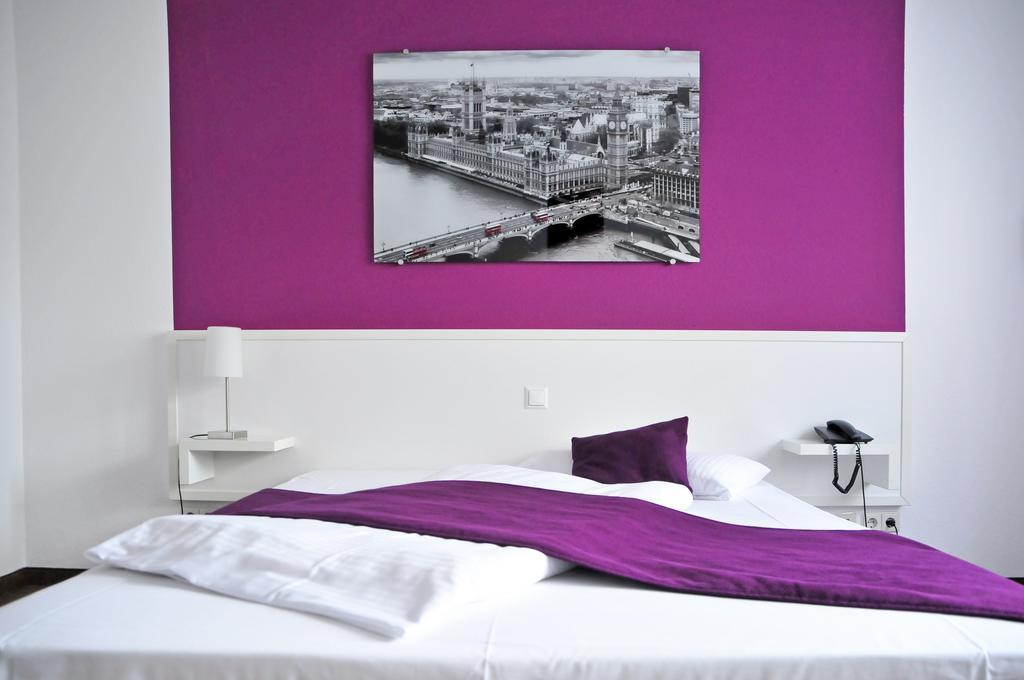 Hotel Zum Brunnen Friedberg  Kamer foto